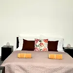 Basilica Panorama Grand 3br 10 Guests * Budapesta
