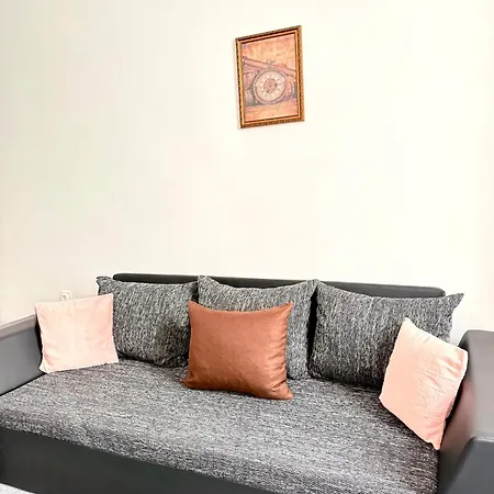Basilica Panorama Grand 3br 10 Guests شقة