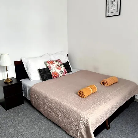 Basilica Panorama Grand 3br 10 Guests * بودابست