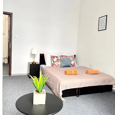 Basilica Panorama Grand 3br 10 Guests شقة *