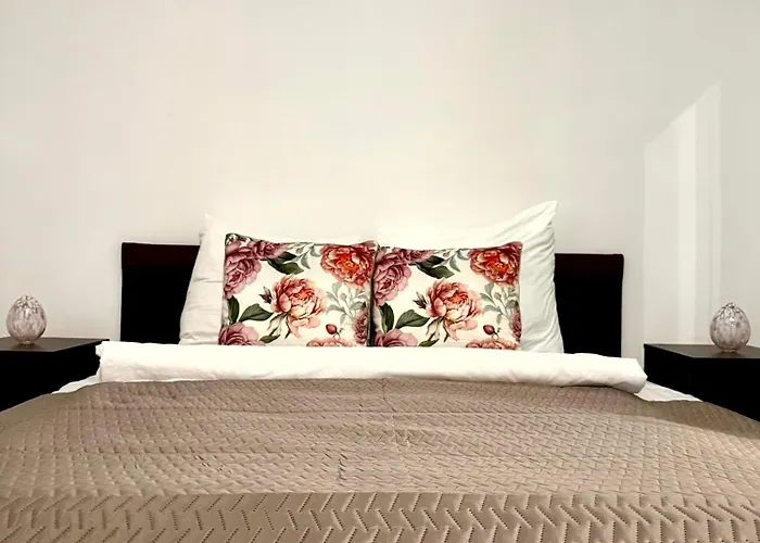 Apartment Basilica Panorama Grand Suite 3Br 10 Guests
